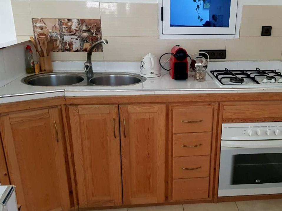Sara House Nador Aparthotel Екстериор снимка